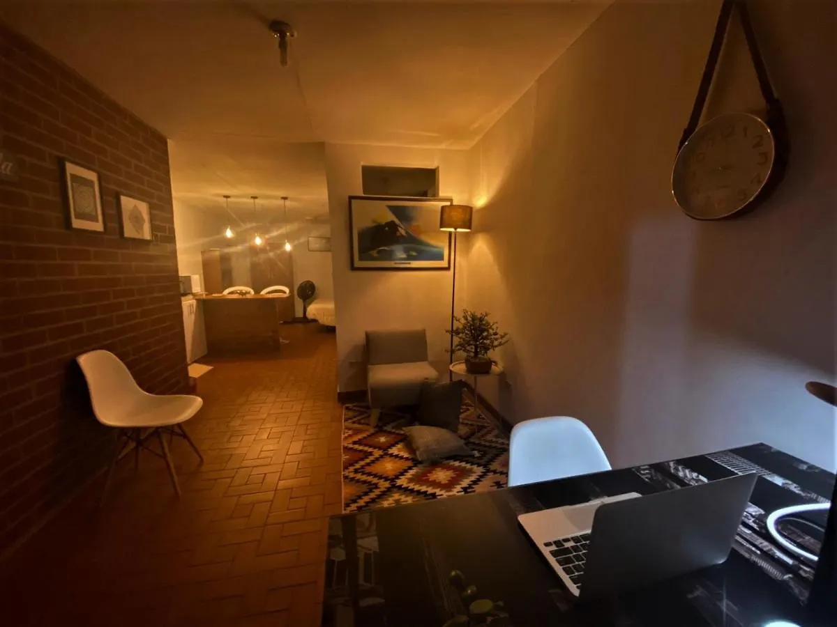 Mercanti Apts Caney Lägenhet Cali